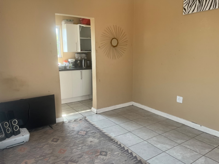 To Let 1 Bedroom Property for Rent in Northcrest Eastern Cape